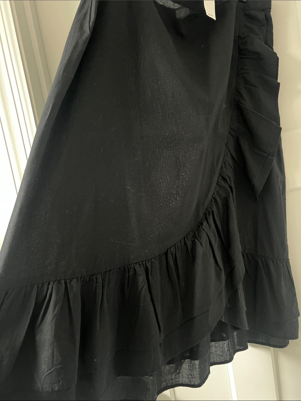 GAP ~ cotton black ruffly skirt ~ goes up a bit in the front, so flattering